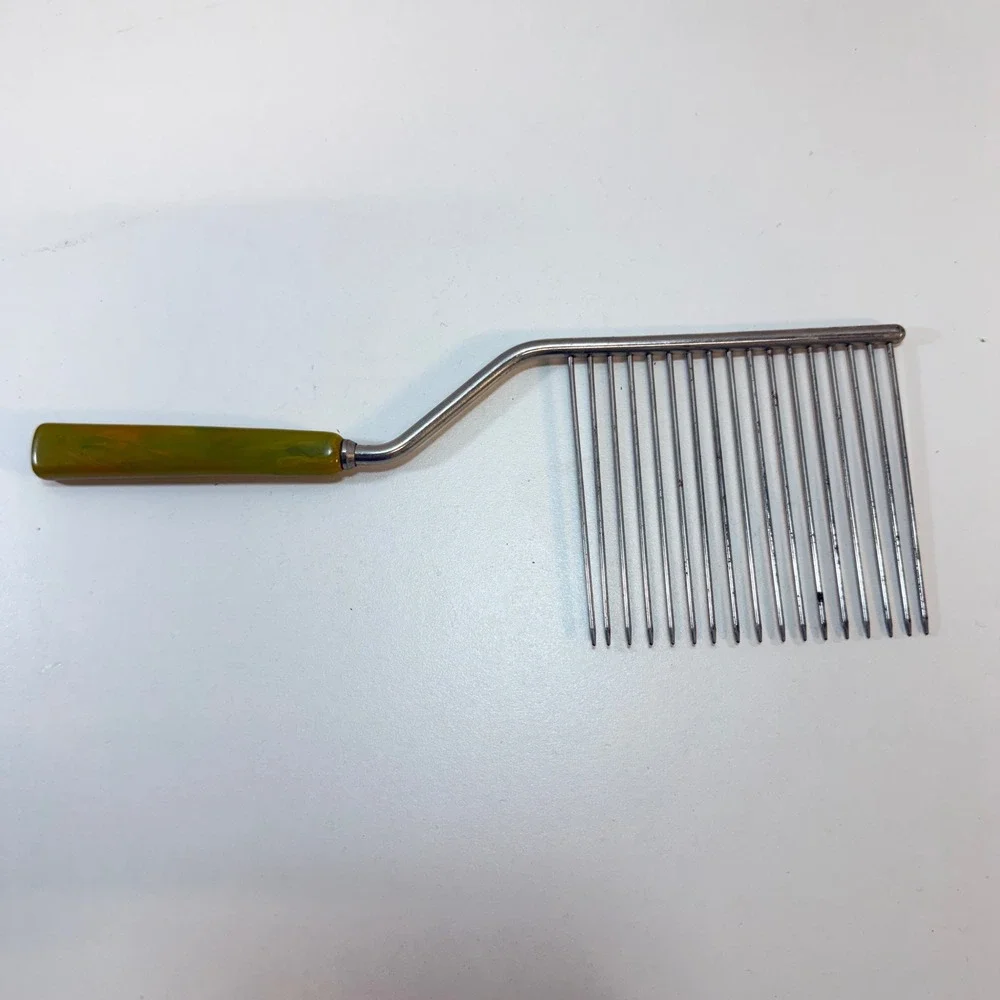 Vintage Angel Food Cake Cutter Breaker Bakelite Handle Green Stainless Steel
